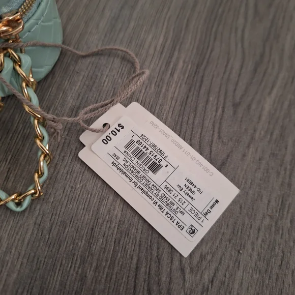 Heart-Shaped Mint Green Woven Jewelry Box With Zipper NWT - Picture 4 of 6